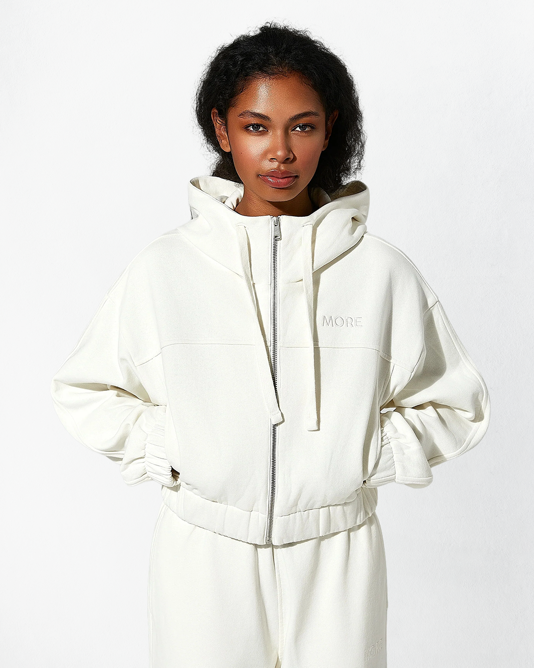 Indo Kapüşonlu Fermuarlı Crop Sweatshirt - Ecru
