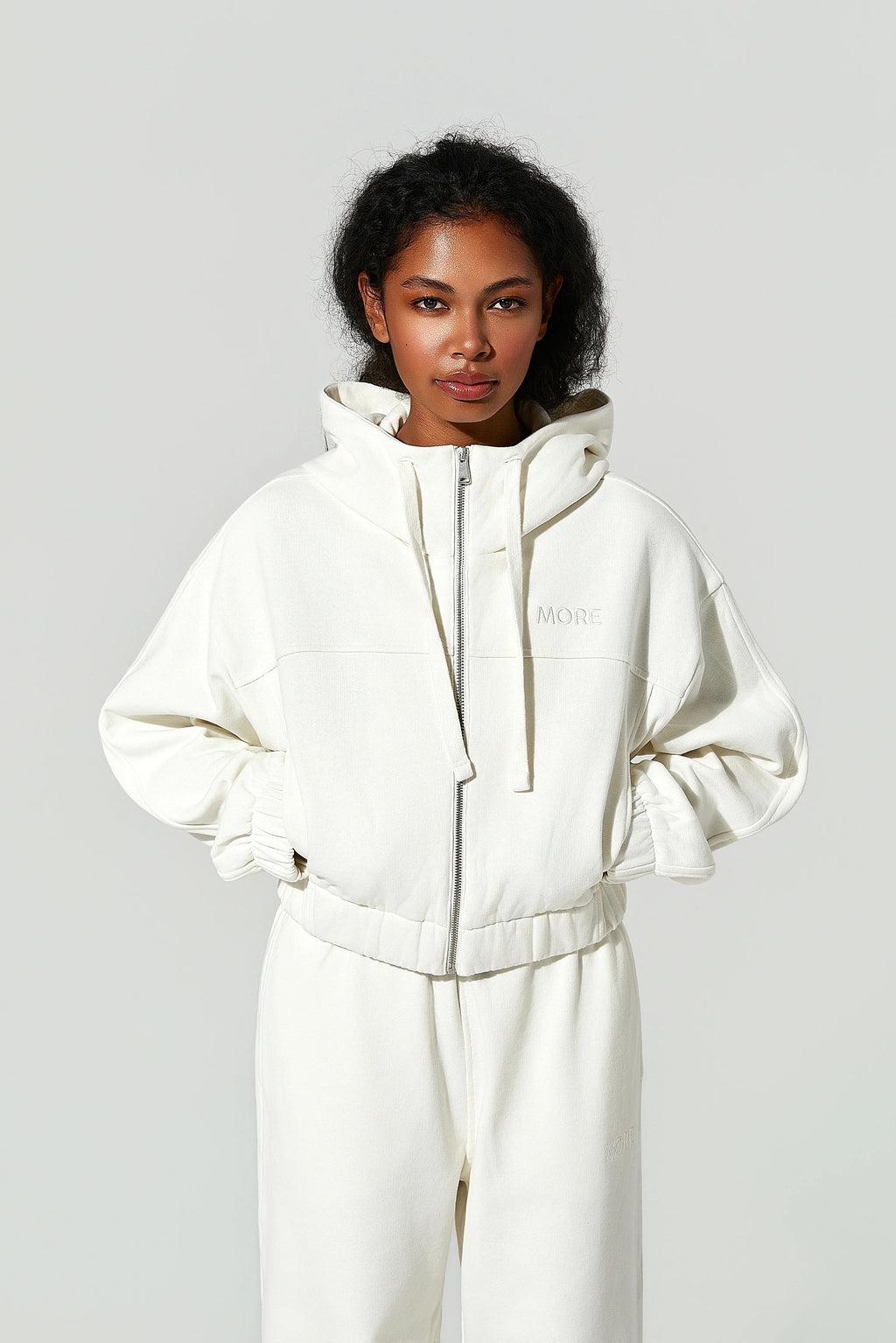 Indo Kapüşonlu Fermuarlı Crop Sweatshirt - Ecru