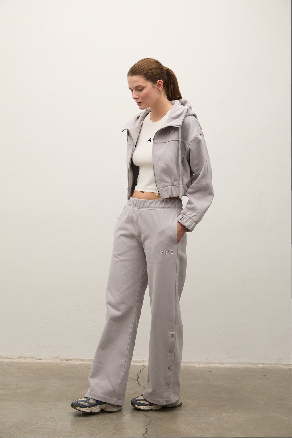 Indo Kapüşonlu Fermuarlı Crop Sweatshirt - Gri