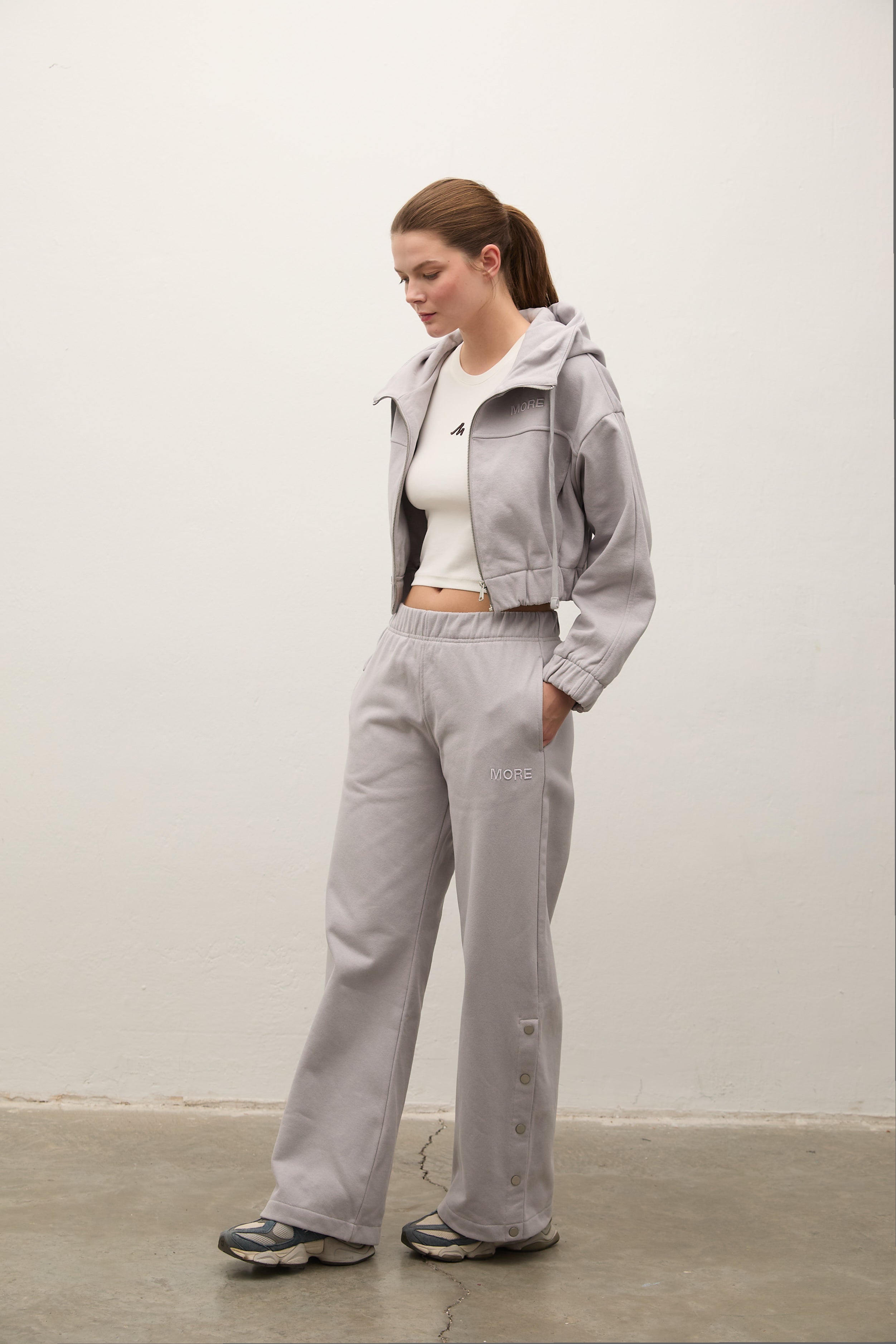 Indo Kapüşonlu Fermuarlı Crop Sweatshirt - Gri